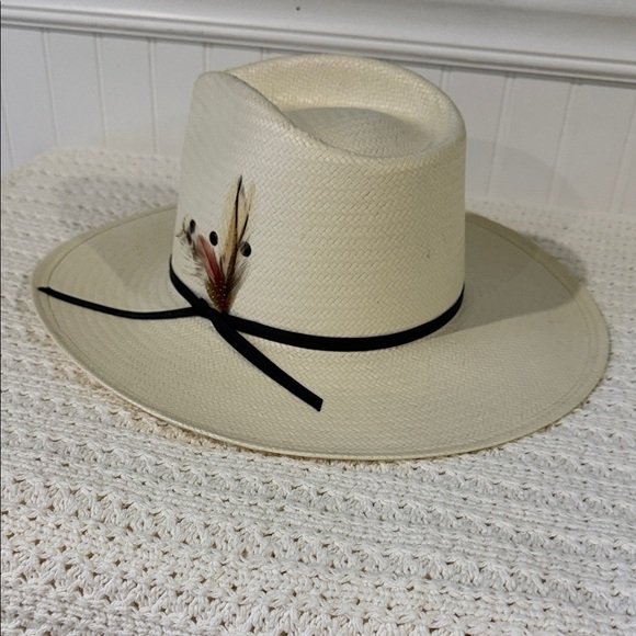 Charlie Horse Cream Wide Brim Straw Hat with Feather Accent
